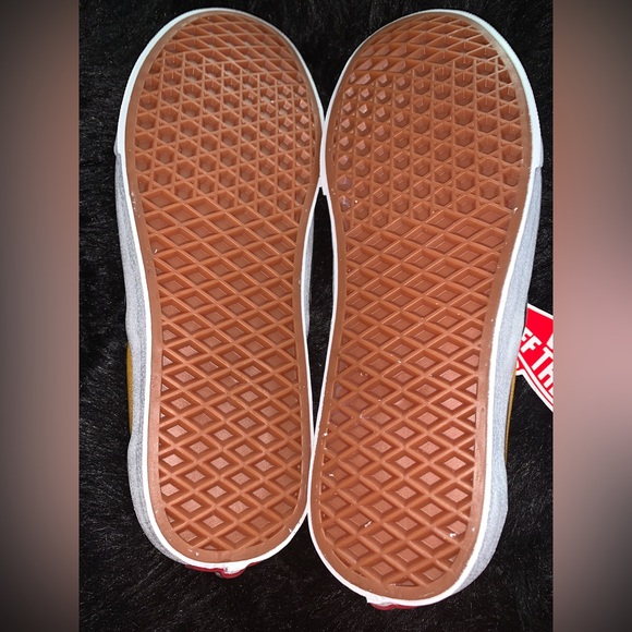 VANS SLIP-ONS - Picture 5 of 5